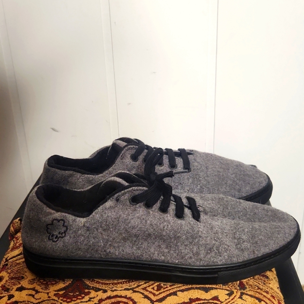 Men's BAABUK gray wool lace-up shoes size 41 or 8